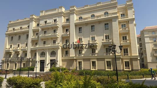 شقة بجاردن للبيع متشطبة بالتكيفات و استلام فوري في العاصمة الإدارية في R5