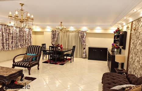 Apartment for Sale in the 7th District, Zahraa El Maadi – Ultra Super Lux Finishing with a Main Street View
