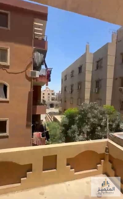 شقة بسعر ممتاز استلام نصف تشطيب بالحي التاسع مشروع نقابة المهندسين 3 غرف استلام فوري اتجاه بحري والسعر قابل للتفاوض عند الجدية