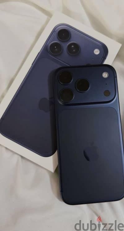 Apple - iPhone 17 Pro Max