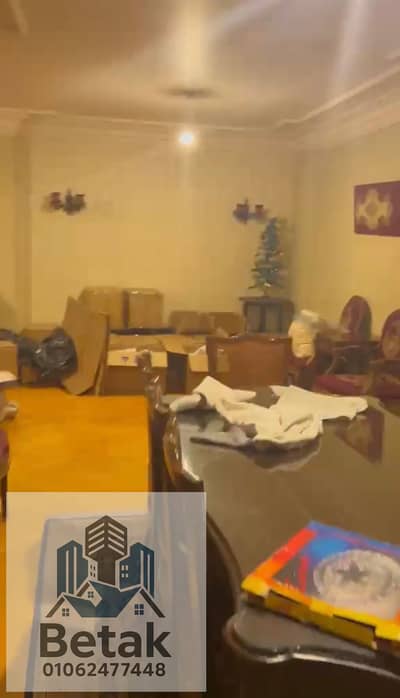 شقة للإيجار 200م ش فوزى معاز مع ش البرت الاول بدواليب المطبخ سموح الإسكندرية