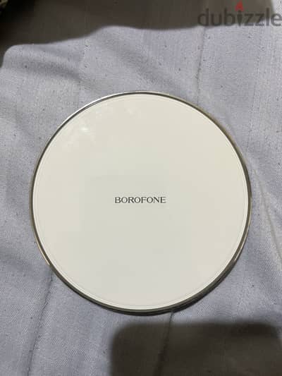 Borofone BQ3 wireless charger