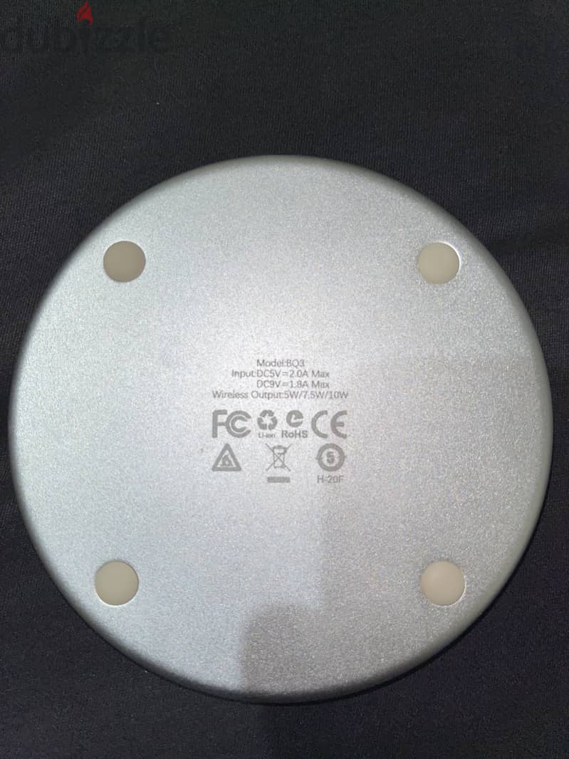 Borofone BQ3 wireless charger 1
