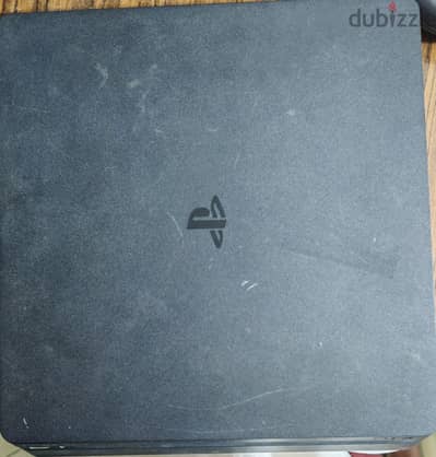Ps4 slim 500gb with original controllers and box