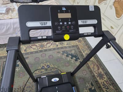 ICON Treadmill 3810 2hp supports up to 110 kg