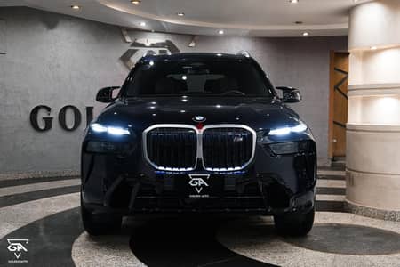 BMW X7 M60i 2025