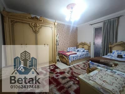 Apartment for sale 260m Green Towers compound with roof
