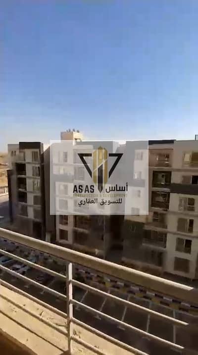 شقة للبيع في كمباوند جنة القاهره الجديده بجوار دار مصر الاندلس والجامعة الأمريكية وميفيدا والتسعين الجنوبى وارض الجمعيات