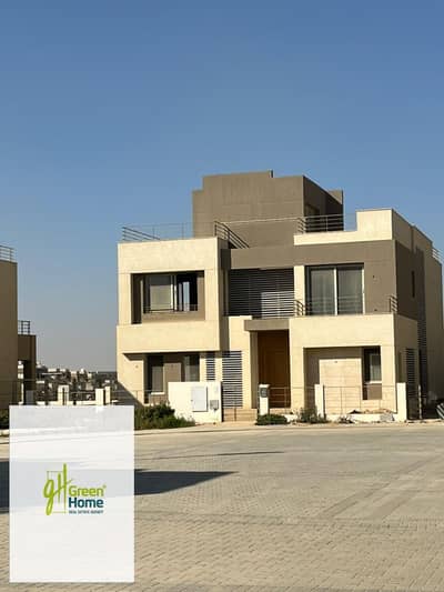فيلا مميزه جاهزة للسكن  Standalone Type D للبيع | Palm Hills New Cairo