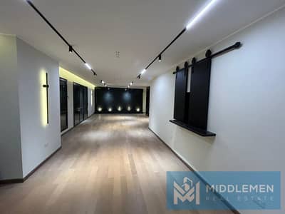 شقه 278متر لوكيشن مميز اقل سعر في السوق متشطب بالكامل سوديك ايست الشروق القاهره الجديده Sodic East