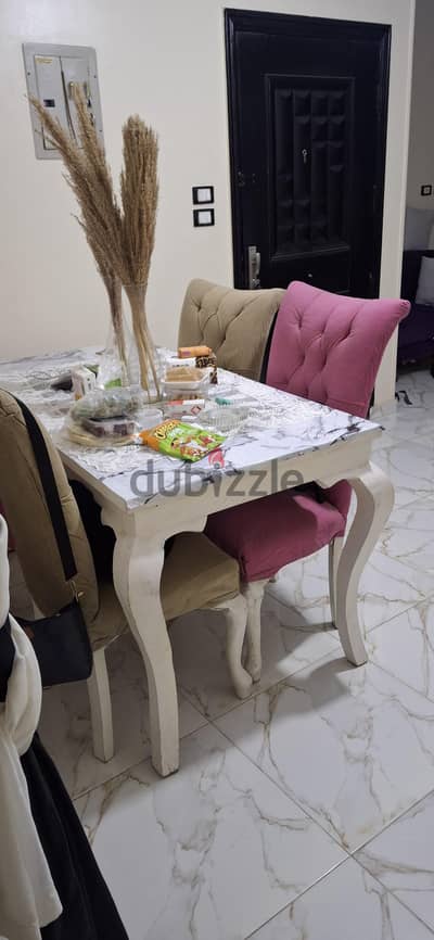 سفره ٤ كراسي