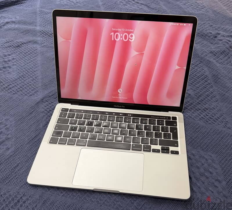MacBook Pro 13” 2020 intel i7 1