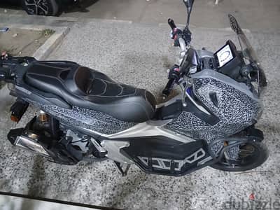 اسكوتر ADV 200 فيجوري