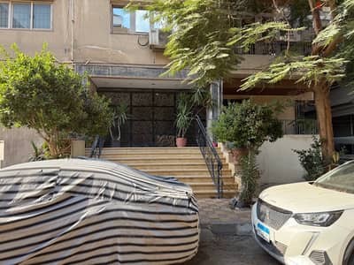 شقة للبيع في مصر الجديدة+جراج  المعتز سعد الدين متفرع من عمار ابن ياسر