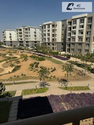 Apartment for sale, ready for immediate delivery, in Hyde Park Compound.