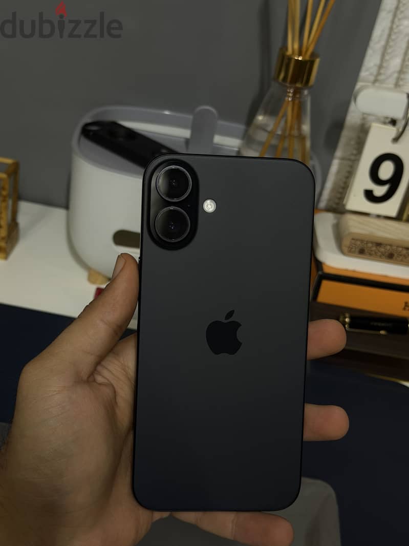 Apple - iPhone 16 Plus 3