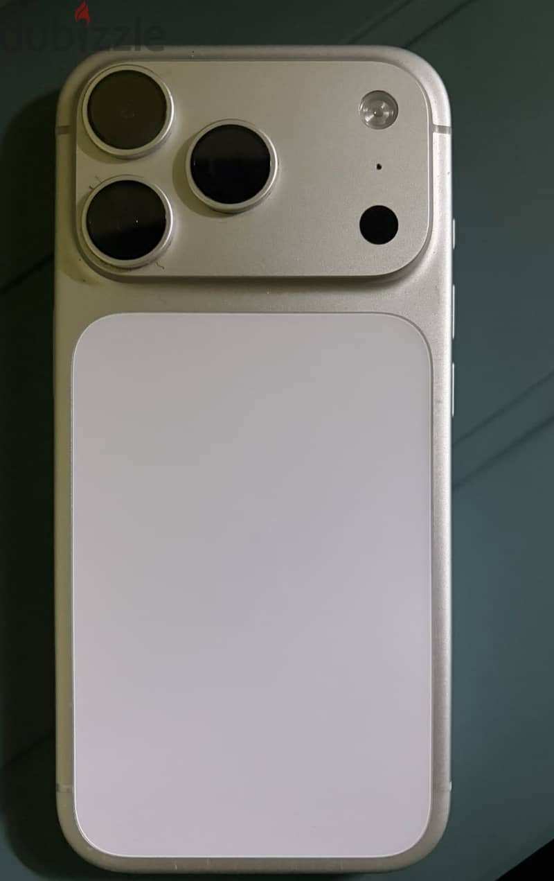 Apple - iPhone 17 Pro 1