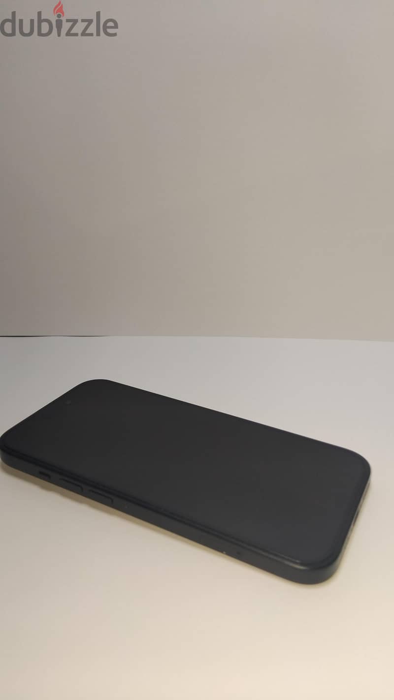 Apple - iPhone 15 2