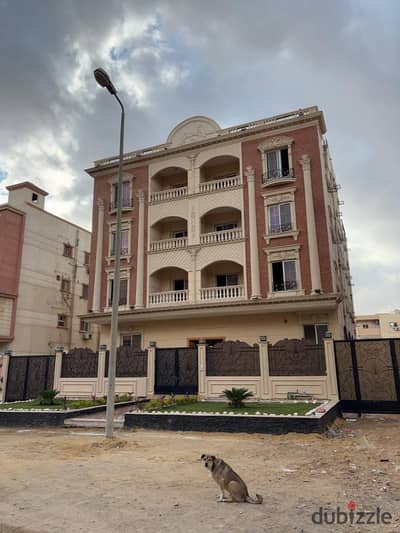 Immediate receipt of a large area of 185 m in West Erbil in the congregation