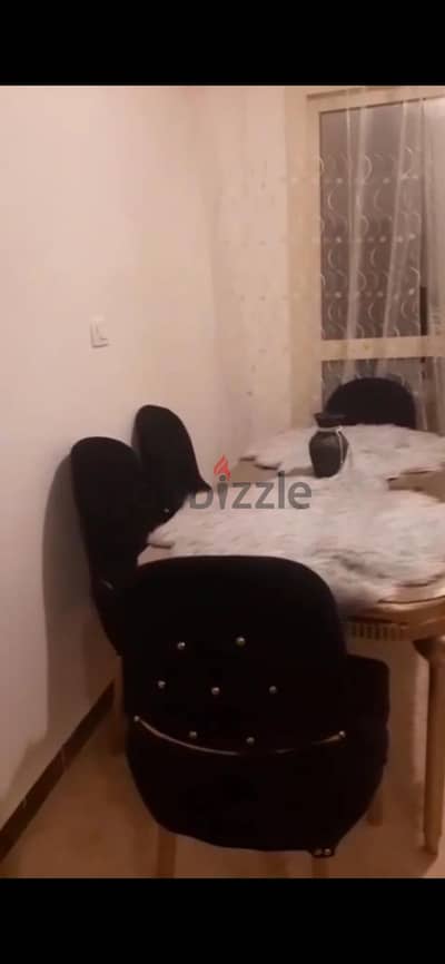 سفره ٦ كراسي