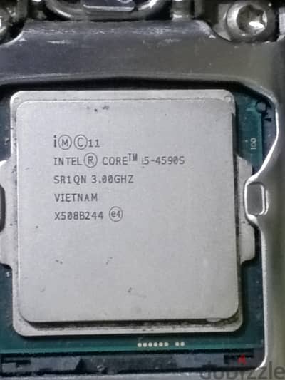 معالج i5 4590 مع المروحة بتاعته