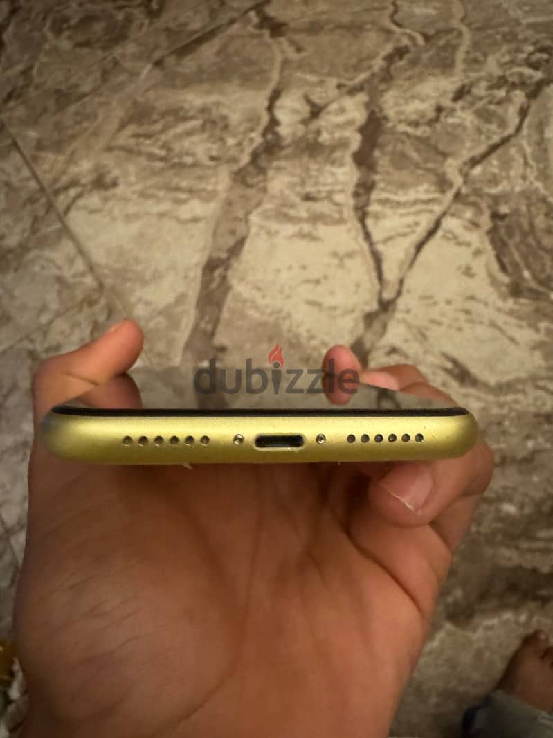 Apple - iPhone 11 2