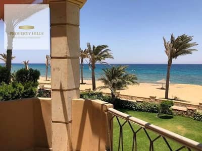 La Vista fully finished chalet with immediate delivery on the sea for 11 million cash