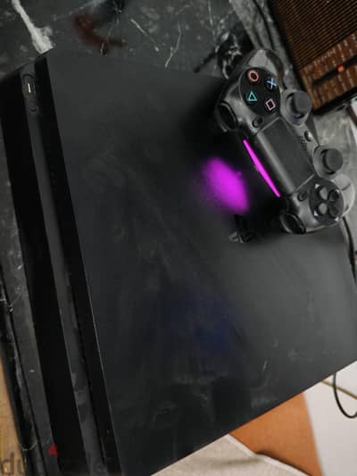 PlayStation 4 slim عليه العاب
