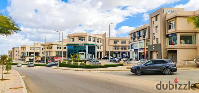 بسعر ولوكيشن مميز عيادة استلام فوري في زايد