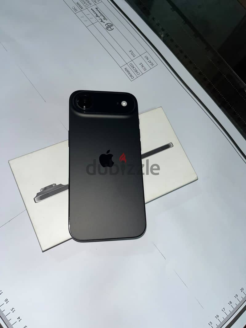 Apple - iPhone 17 Air 1