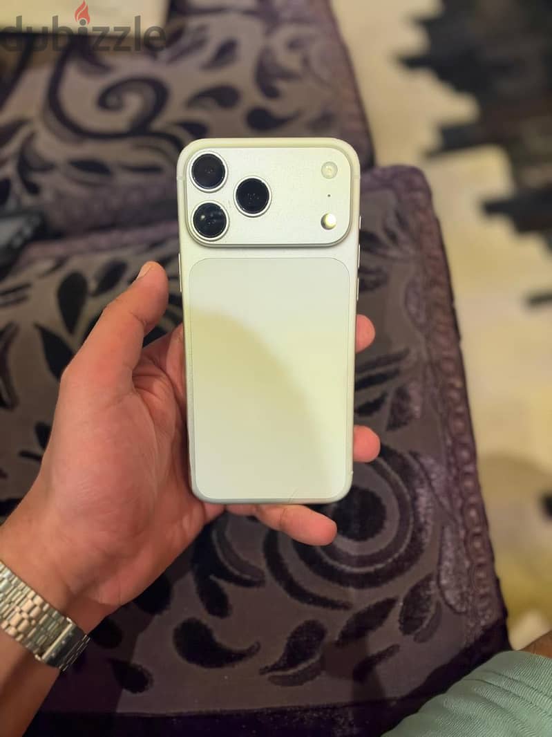 Apple - iPhone 17 Pro Max 2