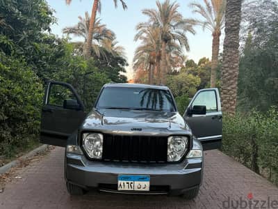 للبيع جيب شيروكى 2012 Jeep Cherokee KK Mod 2012 For Sale