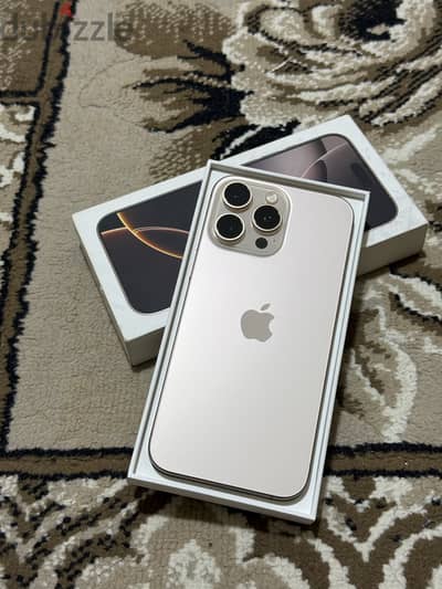 Apple - iPhone 16 Pro Max 256G