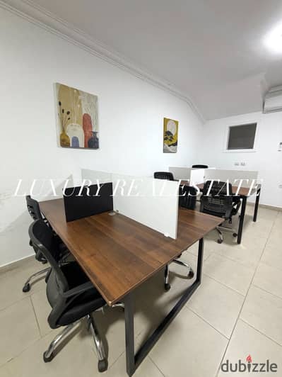 Duplex for rent, furnished and air-conditioned, with a private entrance, area of 300 square meters in Sheikh Zayed, next to Esplana Plaza mall, very distinguished location, consisting of 4 rooms, 2 bathrooms, 100 square meters garden, private entrance and entrance from the villa, 60 required