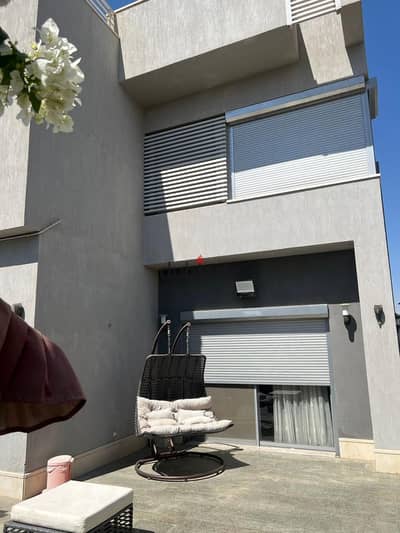 Standalone Villa for Sale in Village Gardens Katameya (VGK) Compound, Fifth Settlement Developer: Palm Hills Land Area: 360 sqm Built-up Area: 298 sqm