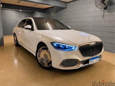 S500 تعديل مايباخ للإيجار بالسائق موديل 2023