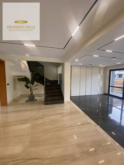 5-Bedroom Villa for Sale in New Cairo, Near Hyde Park & Mivida, Prime Compound Location, with Flexible Long-Term Payment Plans.