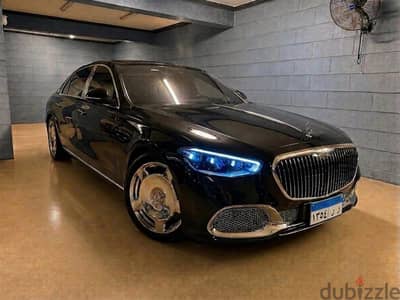 S500 تعديل مايباخ للإيجار بالسائق موديل 2023