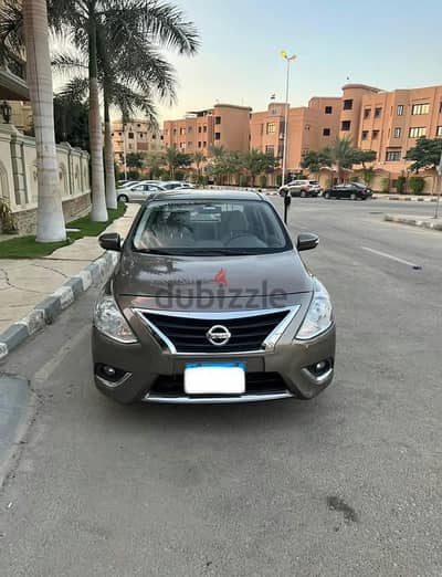 Nissan Sunny 2022