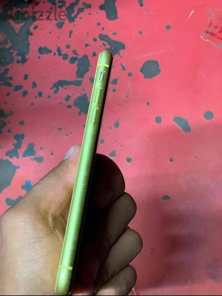 Apple - iPhone 11 3