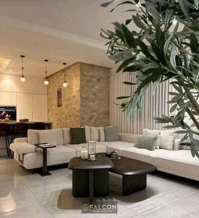شقة جـاهزة للمعـاينة – بفيو خيالي من 3 وجهات,تشطيب Luxury Ultra + التكيفات + المطبخ للبيع في الجار شيراتون Aljar sheraton دقائق من مدينه نصر وسنترالما