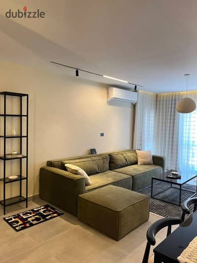Finished Apartment in O West Next to Palm Parks and Sawn Lake