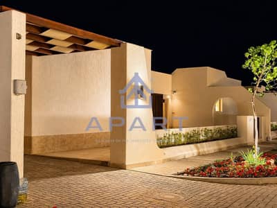 VILLA IN A PRIME NEW CAIRO LOCATION | SPACIOUS LAYOUT + PRIVATE GARDEN | OPEN GREEN VIEW | FLEXIBLE PAYMENT PLAN - ONLY  5%