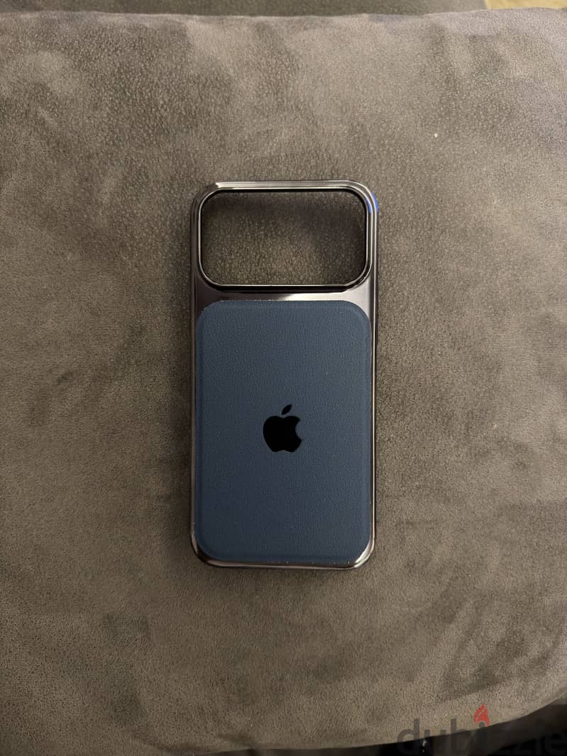 iPhone 17 Pro Max 3