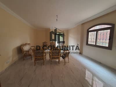 Residential apartment for rent with an area of 170 meters in Al-Narges 6 (Fifth Settlement) – elevated ground floor, 3 rooms, and 2 bathrooms at a special price and garden view