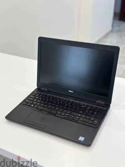 dell latitude 5580 السعر لسرعه البيع