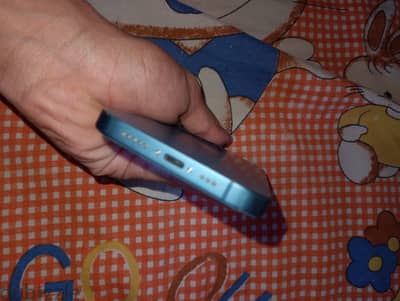 آبل - آيفون 13