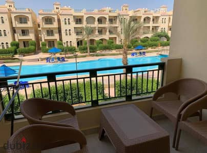 شاليه للبيع في بالم بيتش – فيو بحر وحمام سباحة