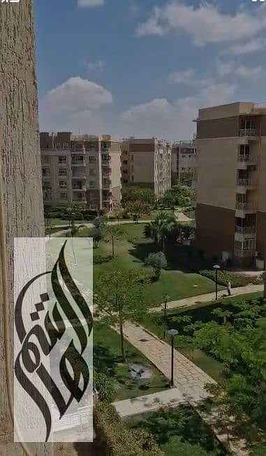 Apartment for Sale – Custom Finishes & Distinctive Garden View