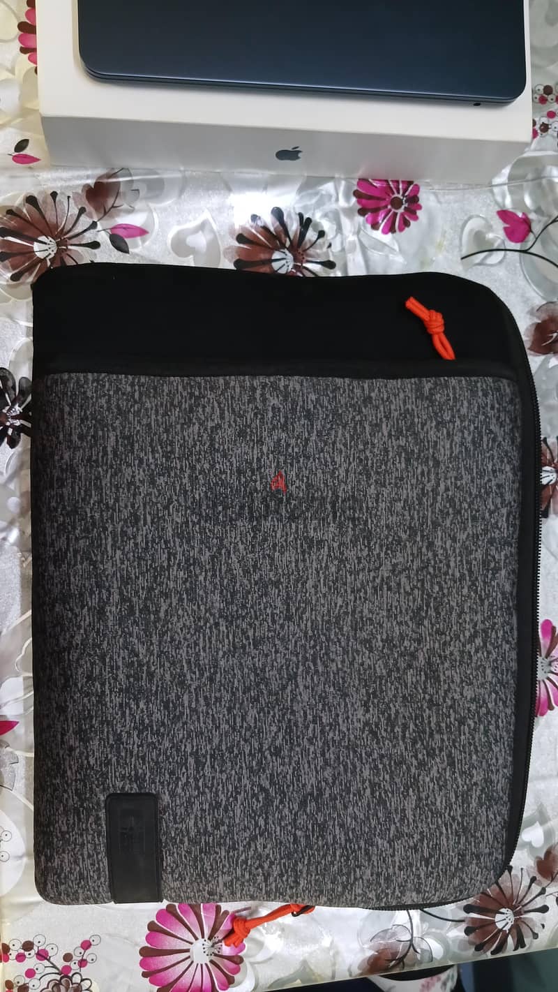 Mac book air m3 4
